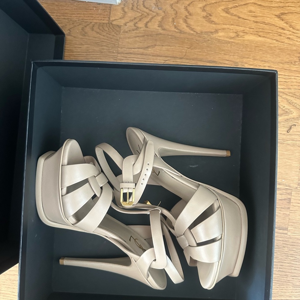 Yves Saint Laurent Beige Platform Heels